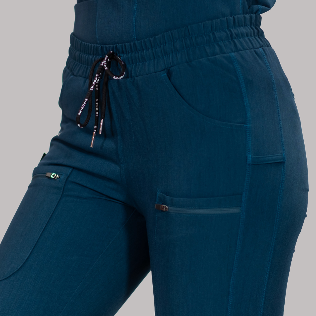 Jogger Quirúrgico Azul Caribe Mujer Antifluido Scrubs 300