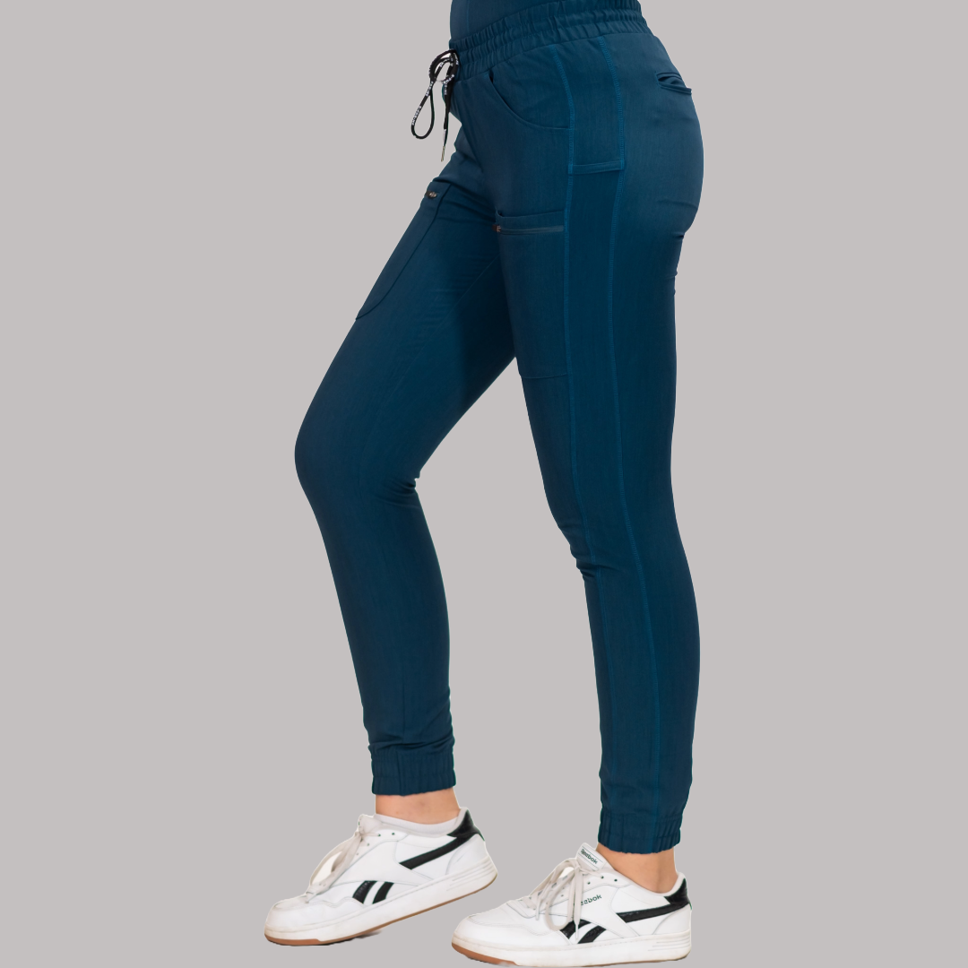 Jogger Quirúrgico Azul Caribe Mujer Antifluido Scrubs 300