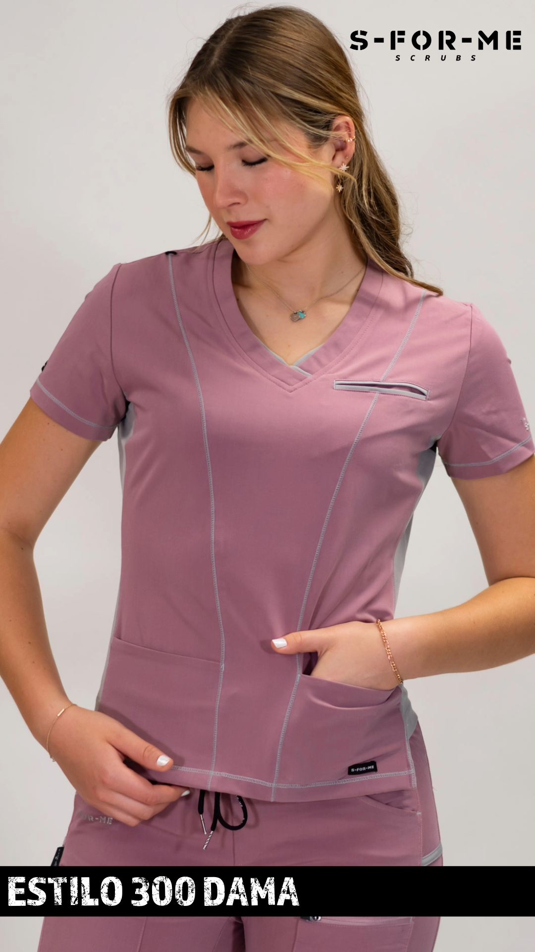 Scrubs Estilo 300 Mujer, Antifluido, Premium Scrubs (Uniformes médicos)