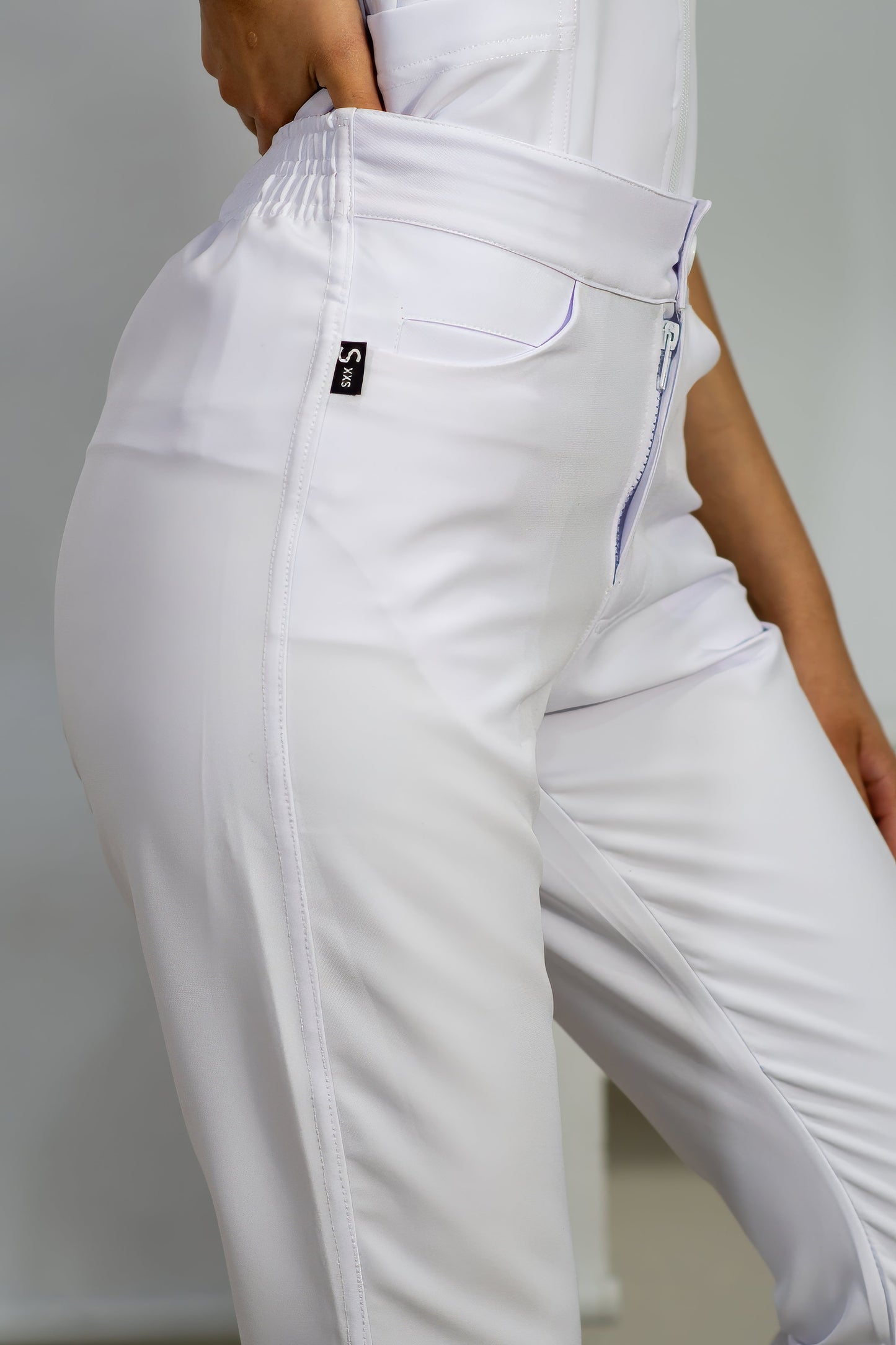 Pantalón Petite Stretch Pure White  Pretina/Elástico Mujer Antifluido