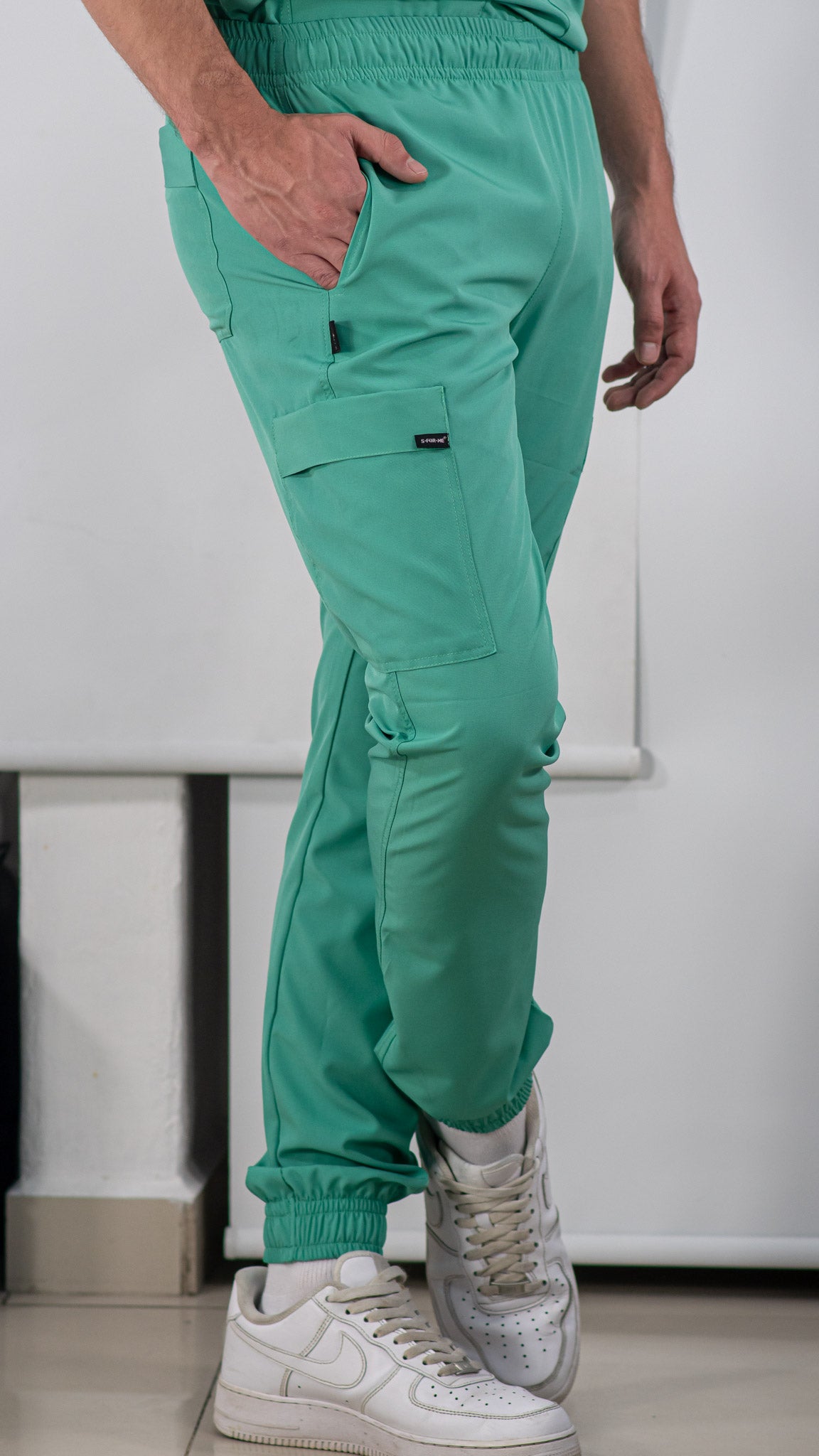 Jogger Hombre 6 bolsas Menta F.W