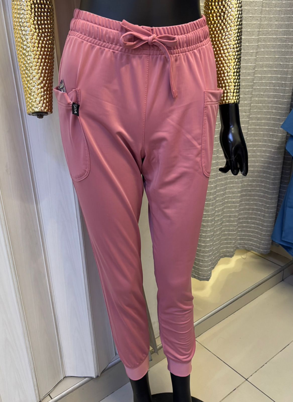 Jogger Quirurgico Mujer Slim Fit Palo De Rosa Super Stretch, Scrubs 902